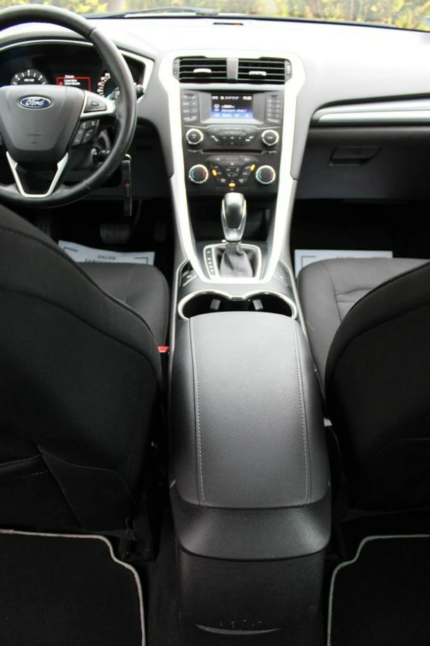 Ford Mondeo - Zdjęcie 22