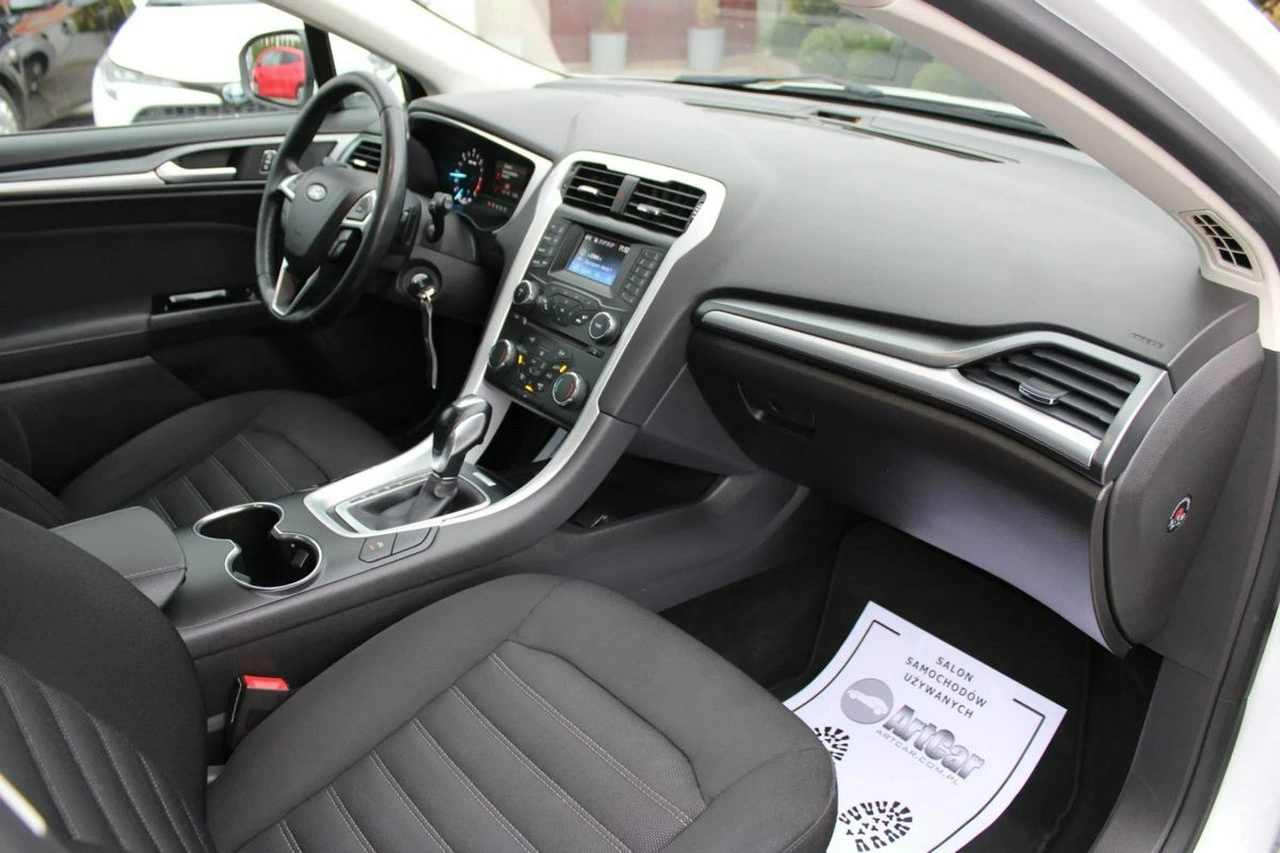 Ford Mondeo - Zdjęcie 28