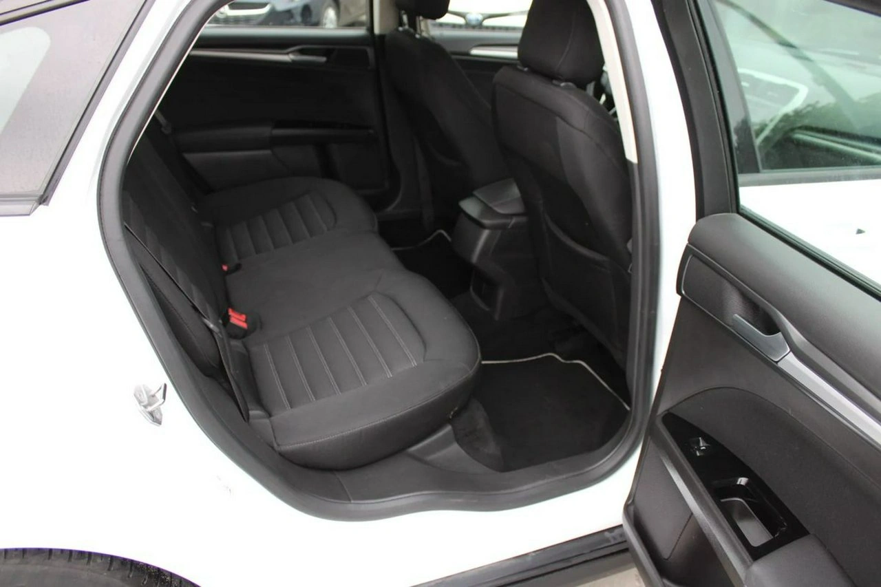 Ford Mondeo - Zdjęcie 29