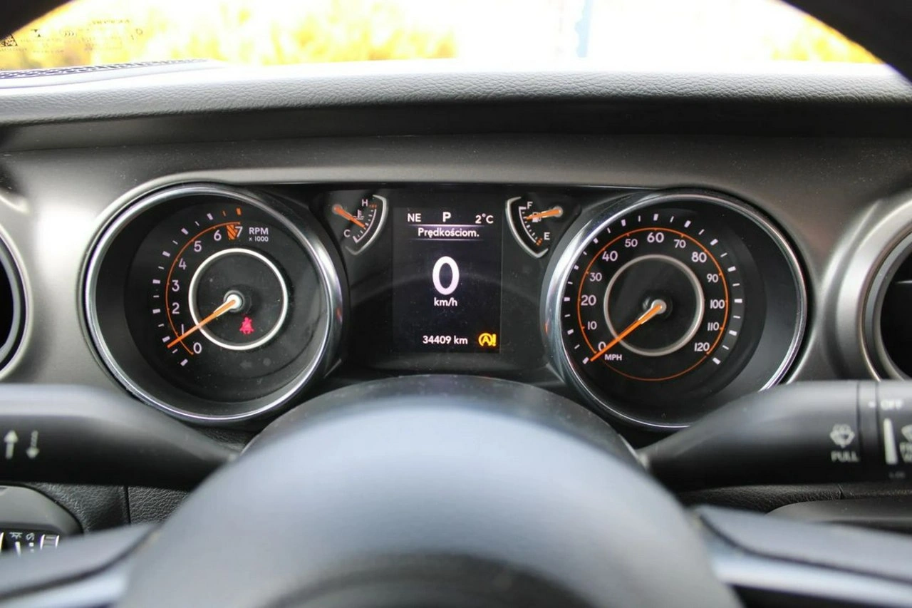 Jeep Wrangler - Zdjęcie 19