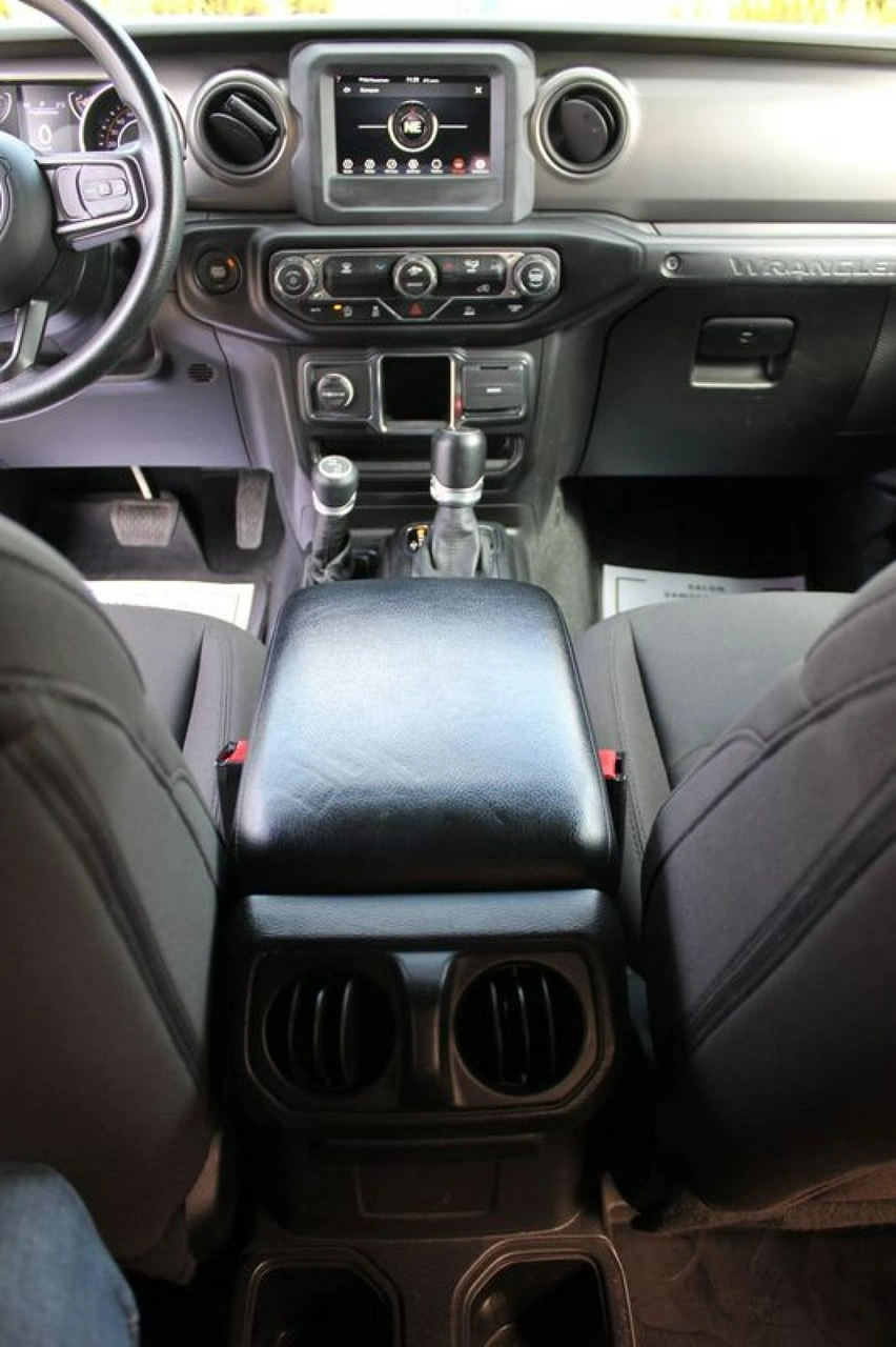 Jeep Wrangler - Zdjęcie 23