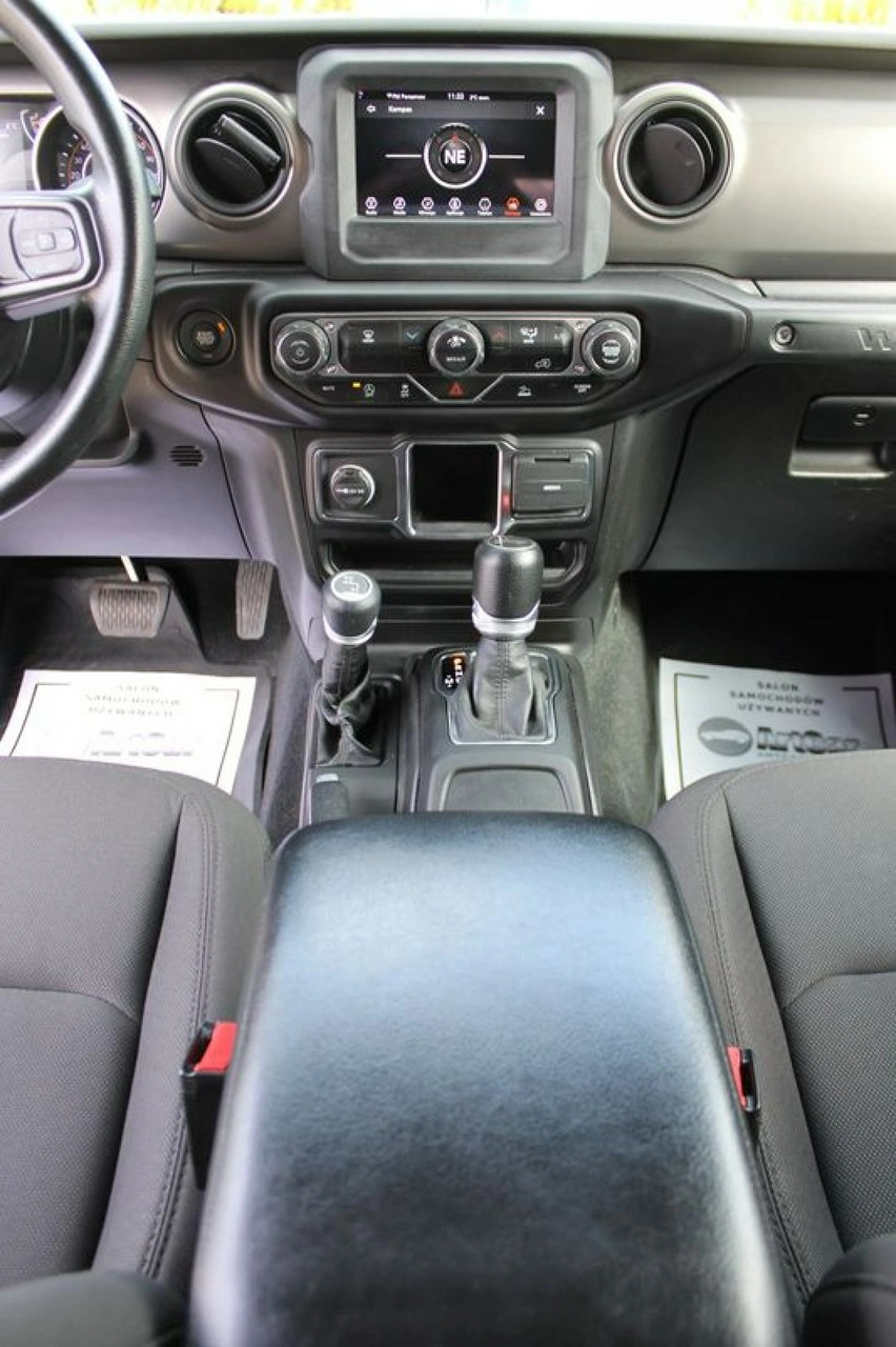 Jeep Wrangler - Zdjęcie 24