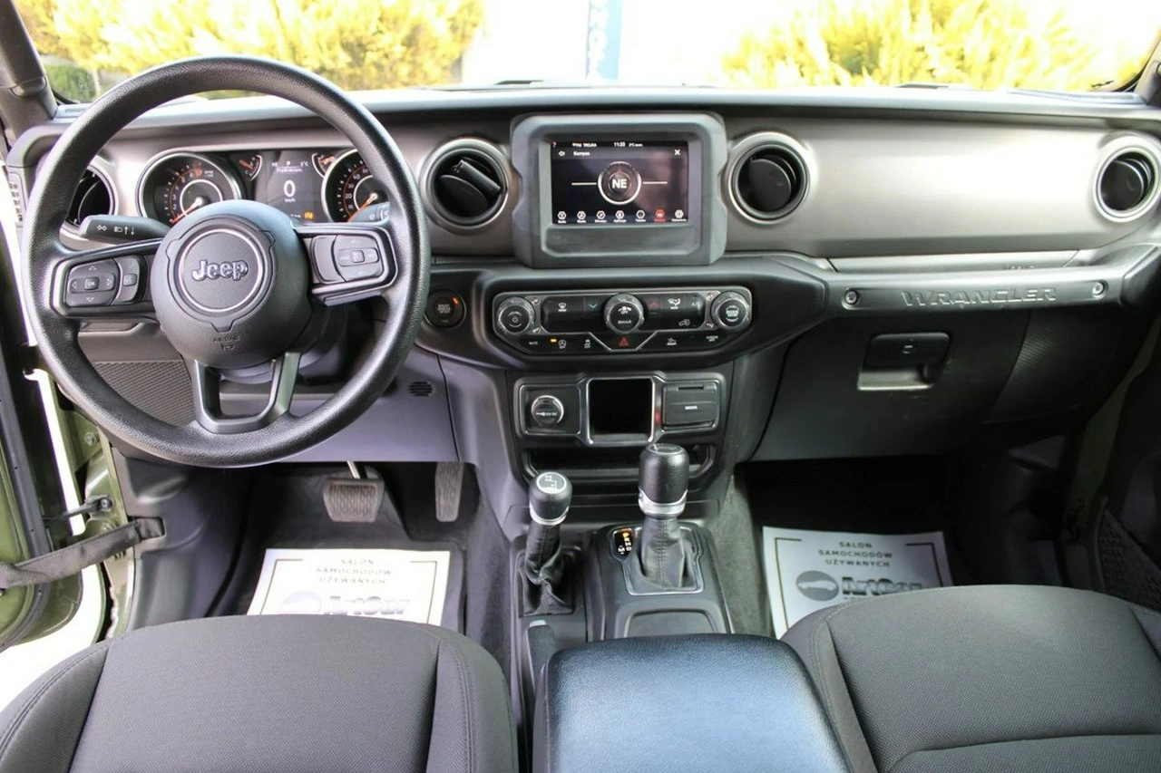 Jeep Wrangler - Zdjęcie 25