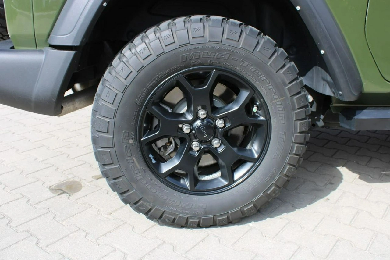 Jeep Wrangler - Zdjęcie 34