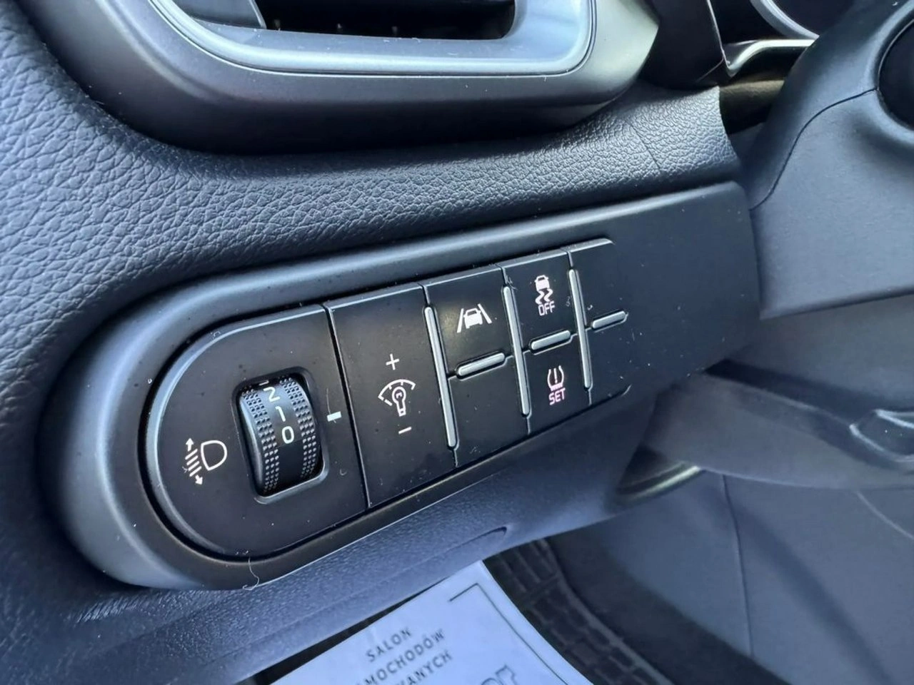 Kia Ceed - Zdjęcie 24