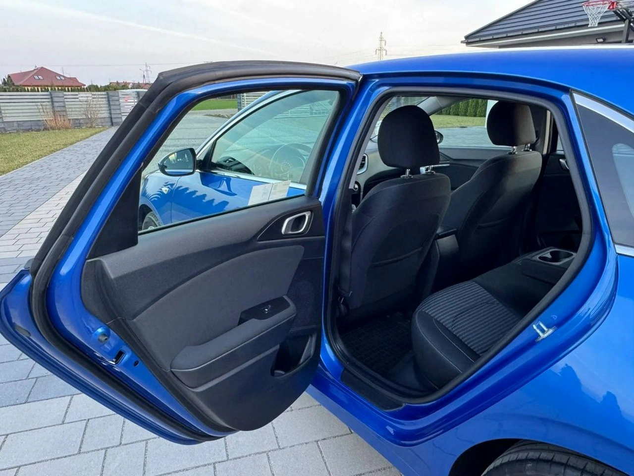 Kia Ceed - Zdjęcie 25