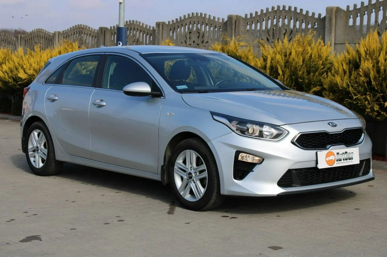 Kia Ceed - Zdjęcie 12