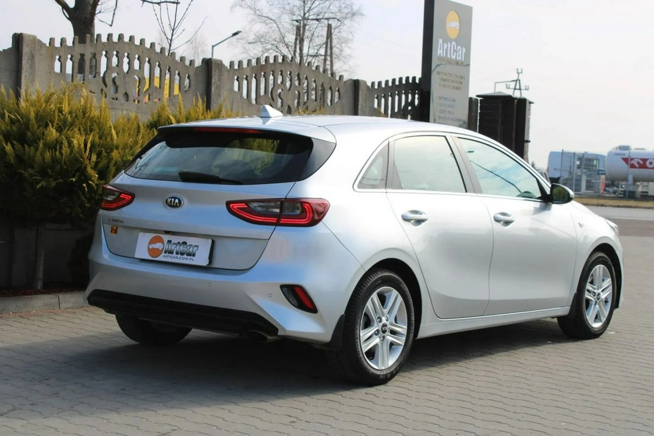Kia Ceed - Zdjęcie 14