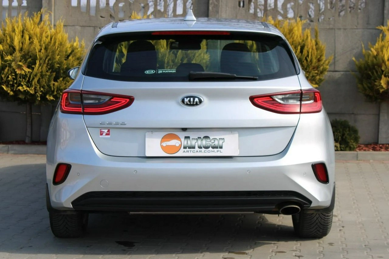 Kia Ceed - Zdjęcie 15