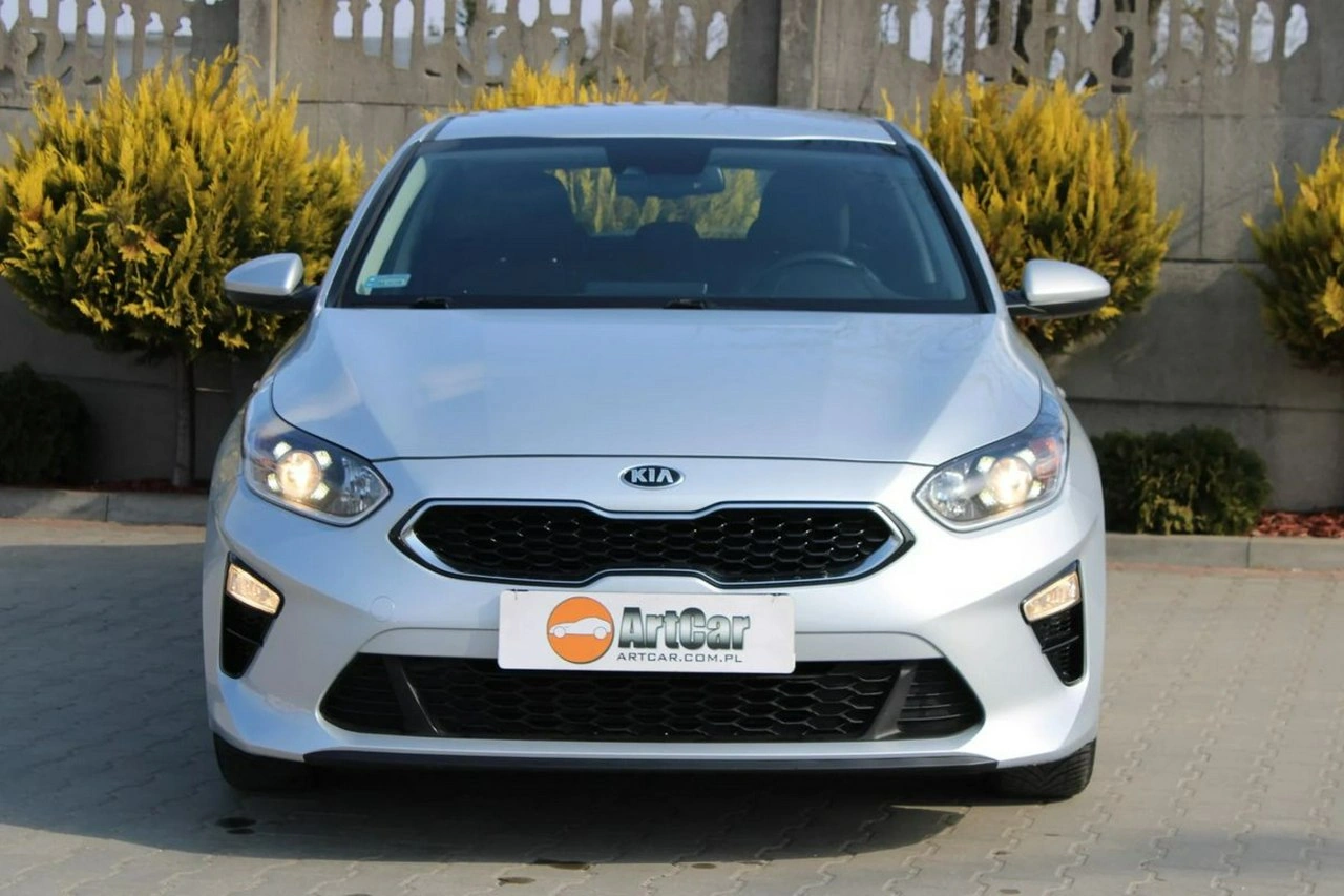 Kia Ceed - Zdjęcie 16