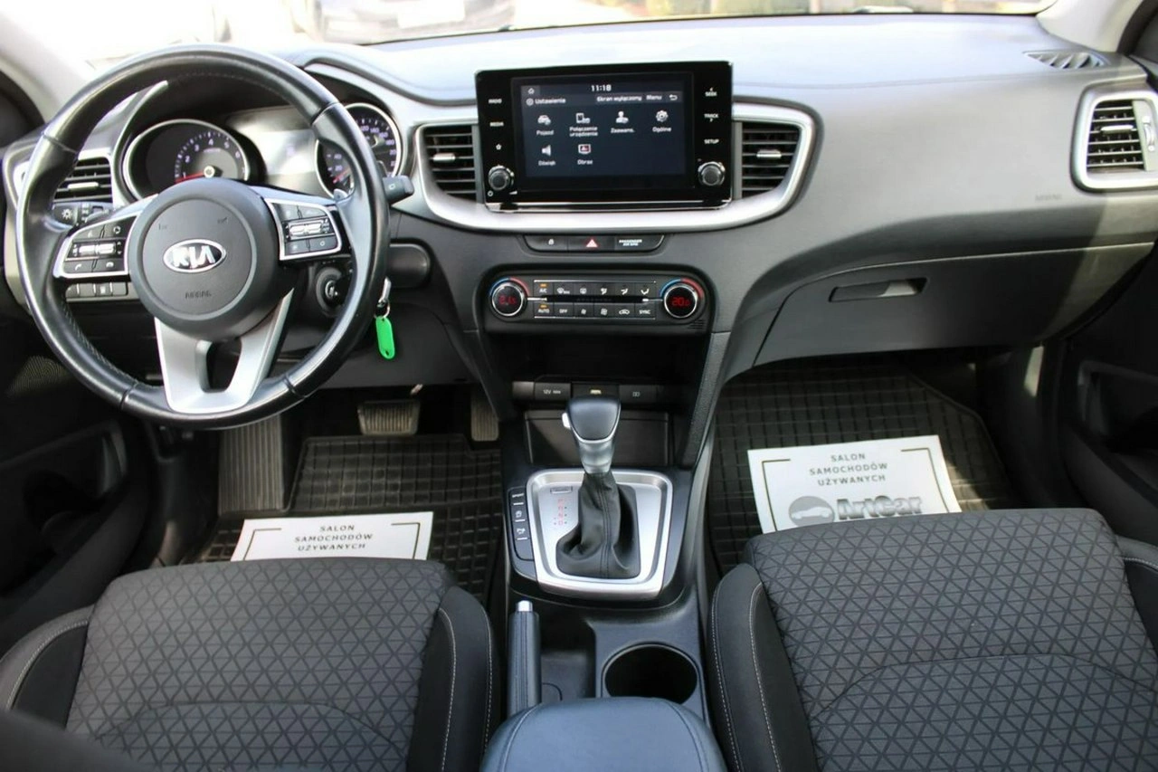 Kia Ceed - Zdjęcie 20