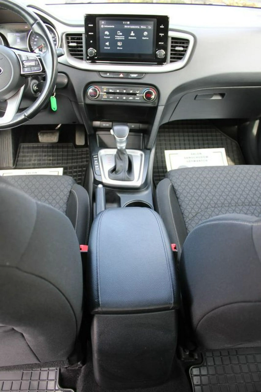 Kia Ceed - Zdjęcie 24
