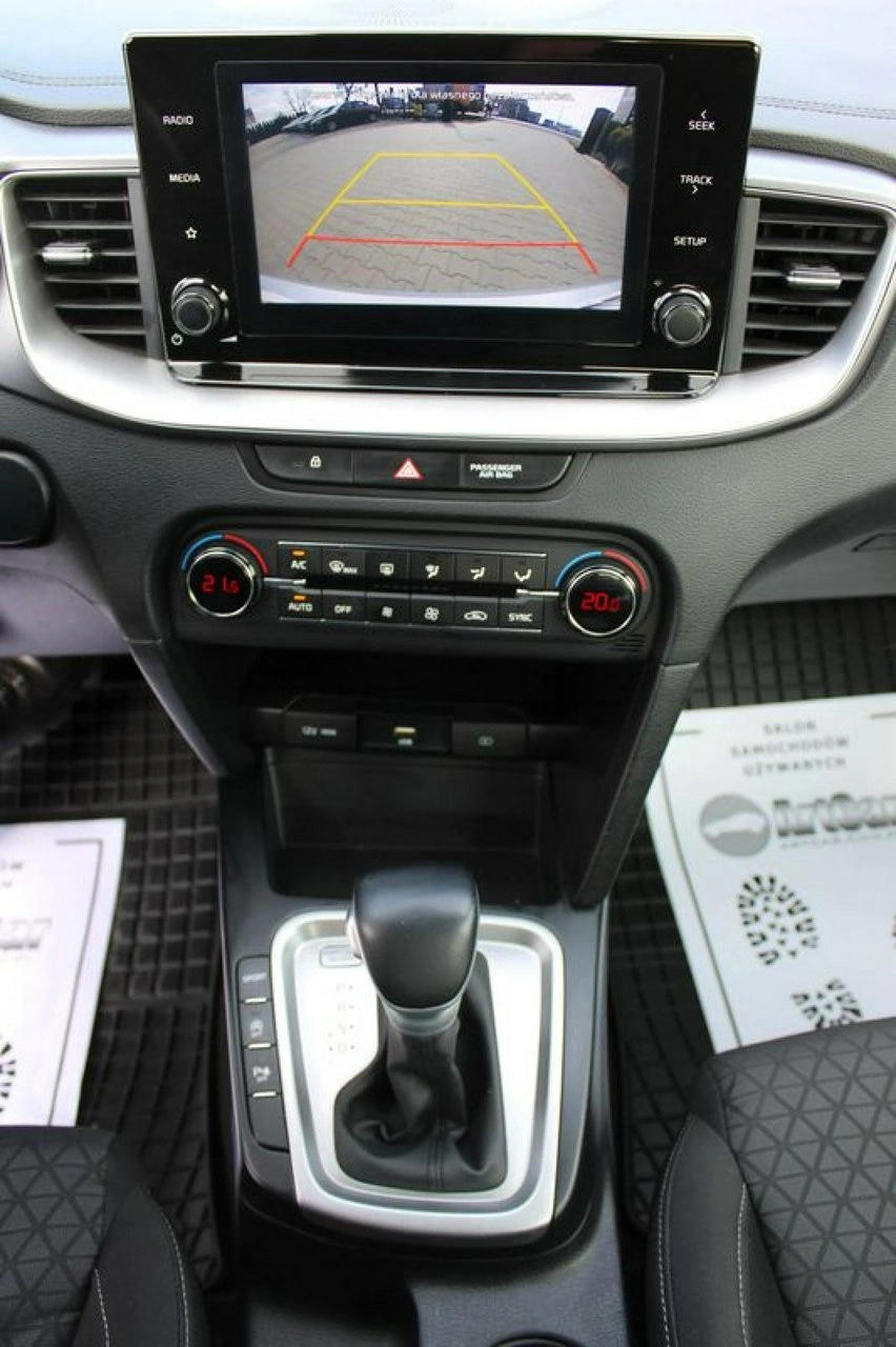 Kia Ceed - Zdjęcie 25