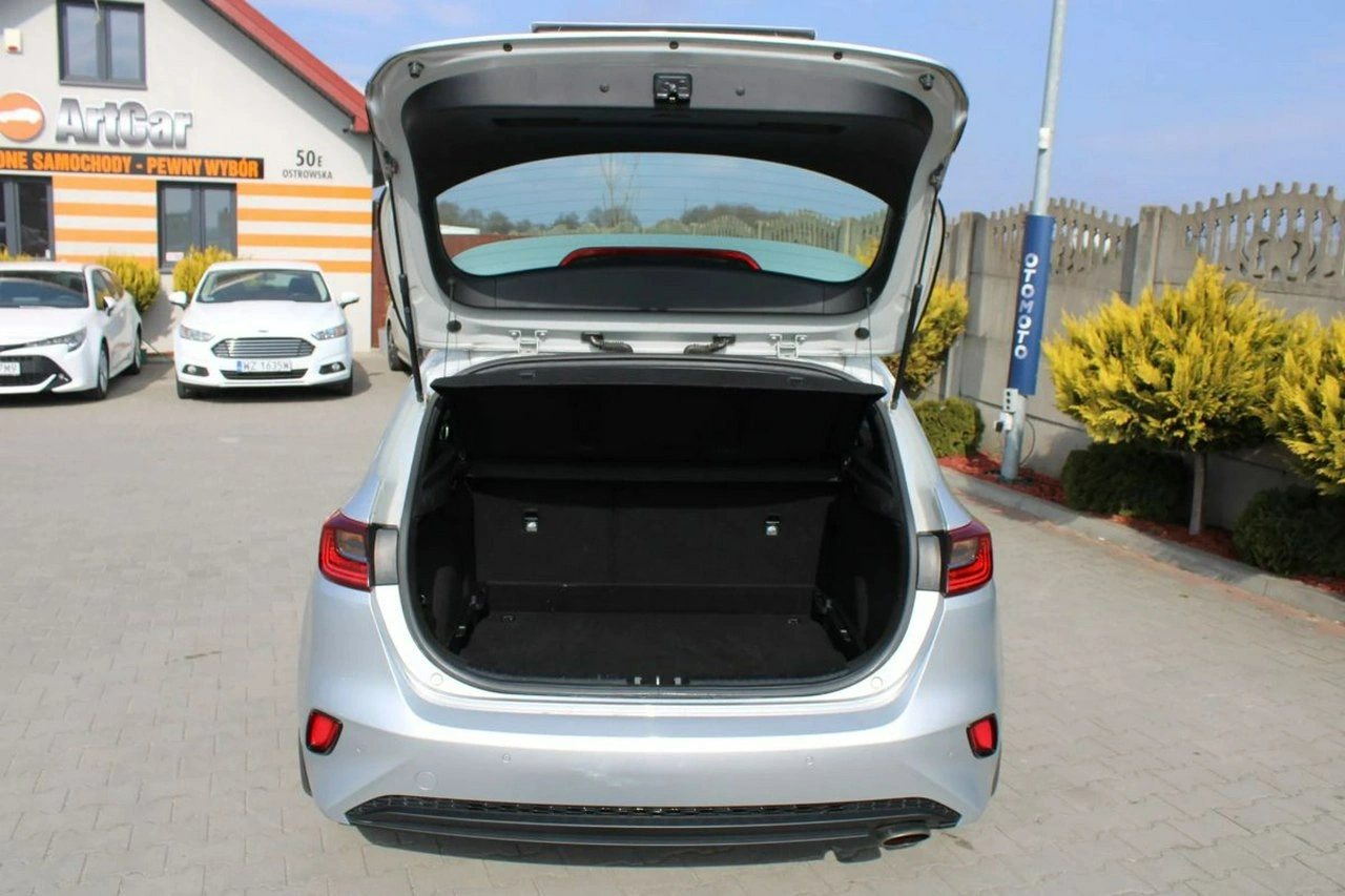 Kia Ceed - Zdjęcie 30