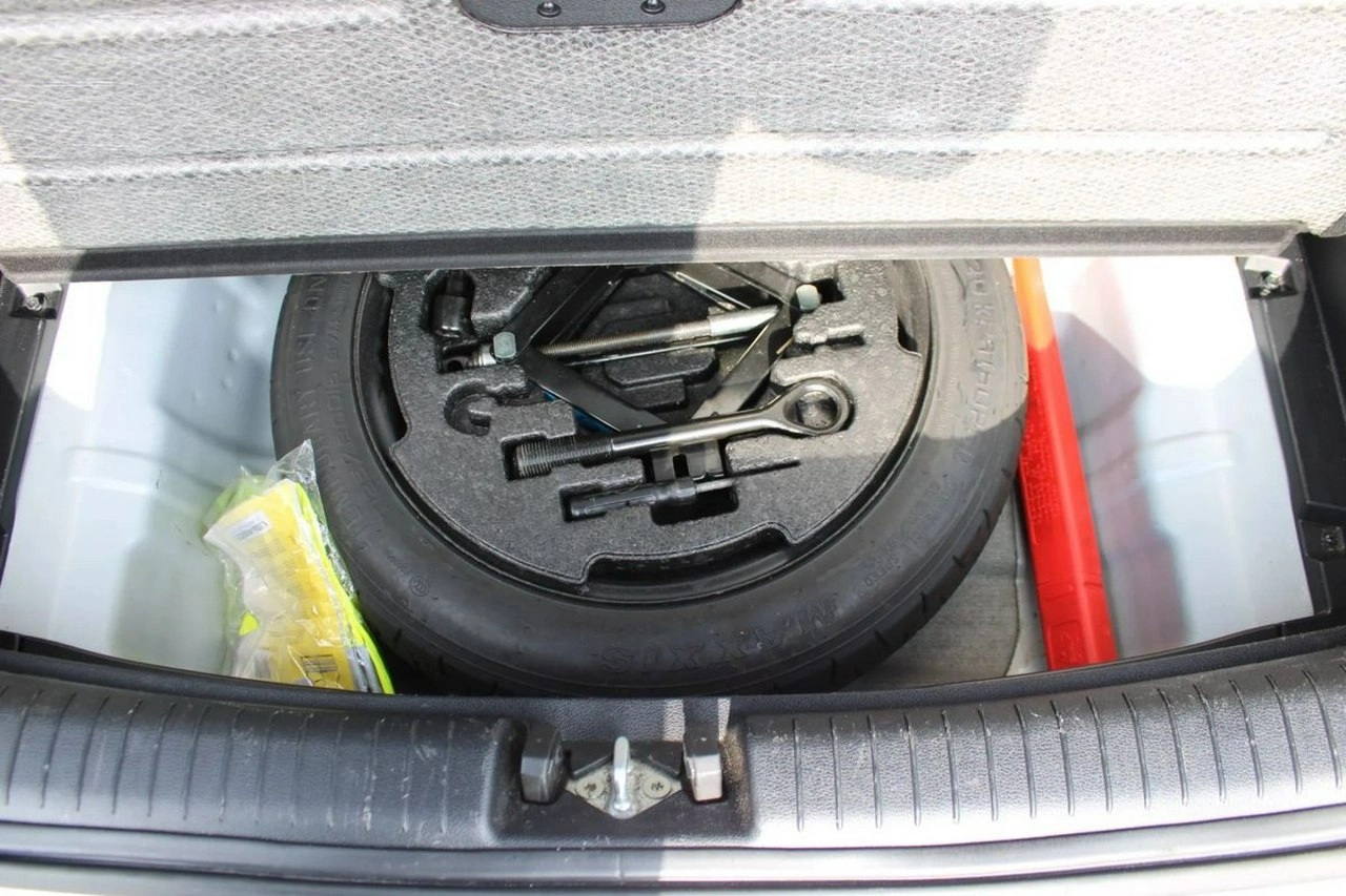 Kia Ceed - Zdjęcie 32