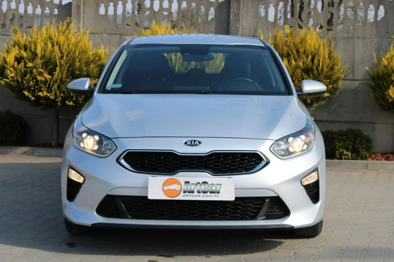 Kia Ceed - Zdjęcie 8