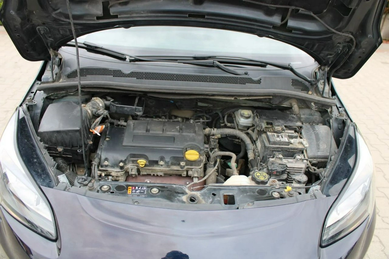 Opel Corsa - Zdjęcie 34