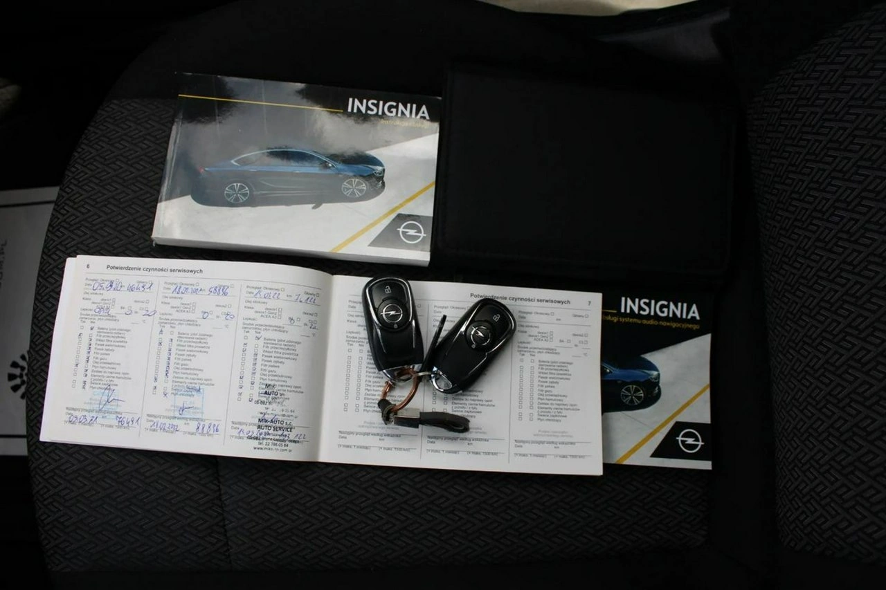 Opel Insignia - Zdjęcie 17