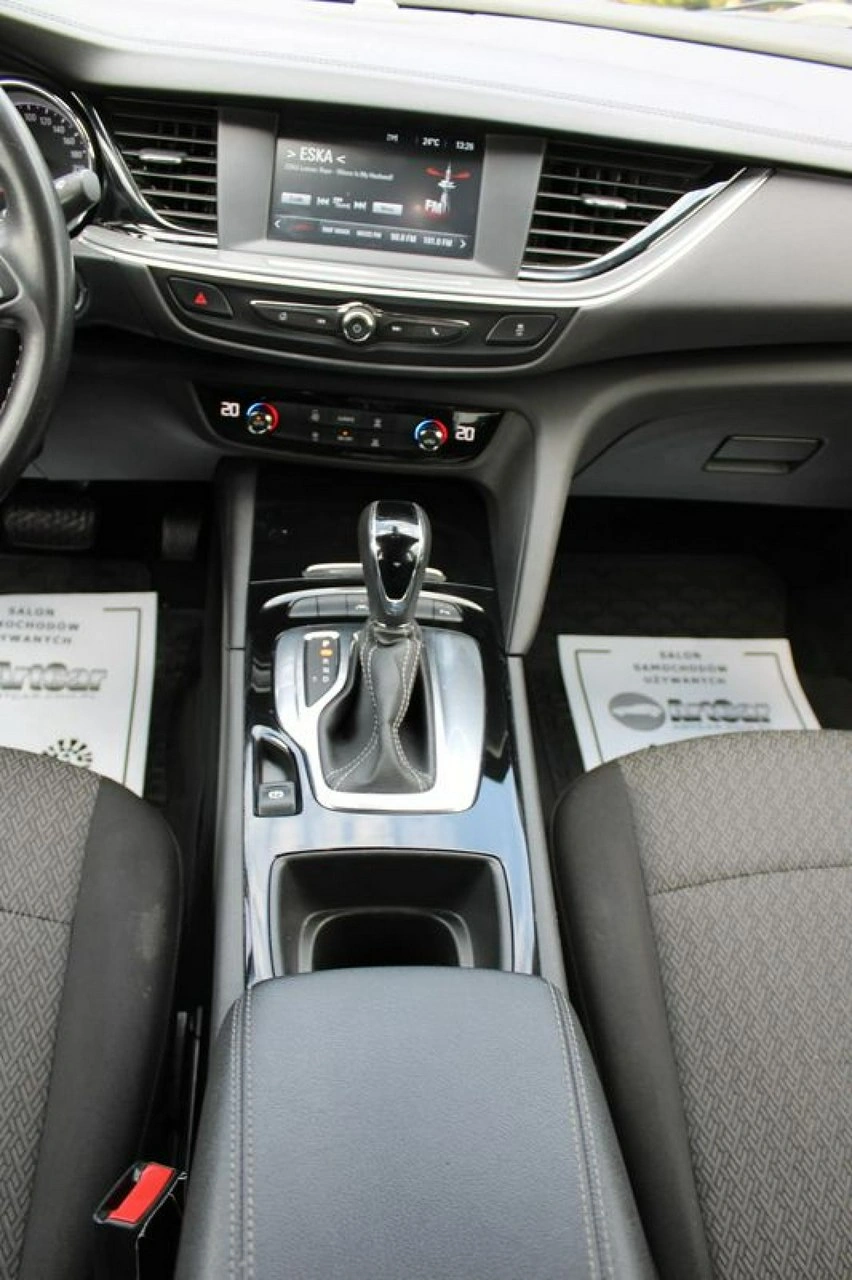 Opel Insignia - Zdjęcie 24