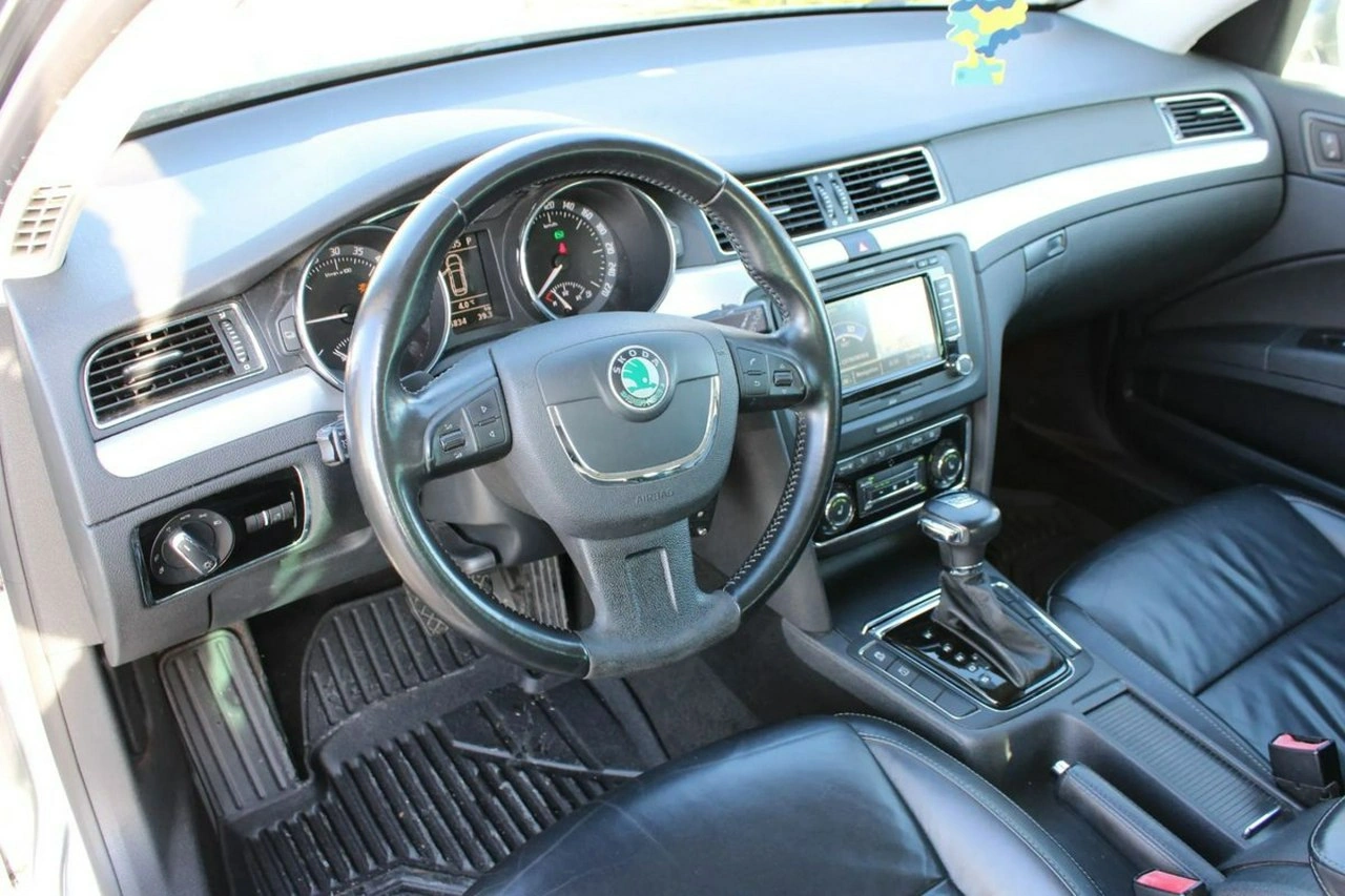 Skoda Superb - Zdjęcie 12
