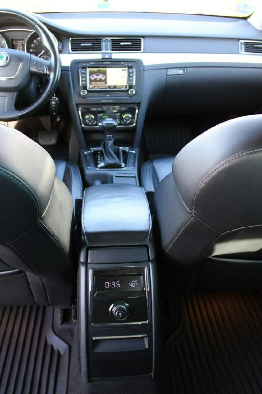 Skoda Superb - Zdjęcie 17
