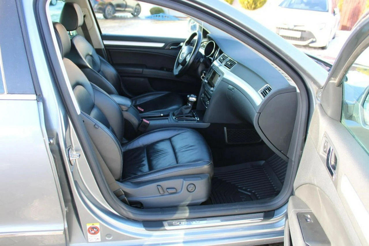 Skoda Superb - Zdjęcie 19