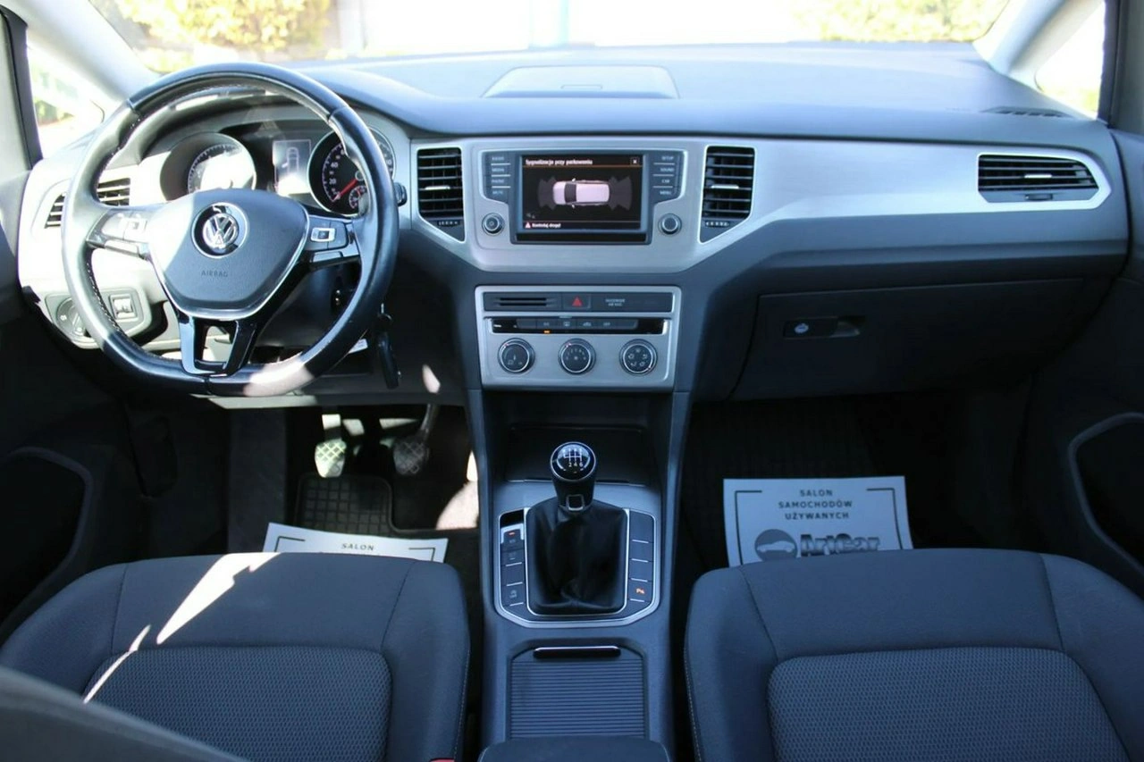 Volkswagen Golf Sportsvan - Zdjęcie 26