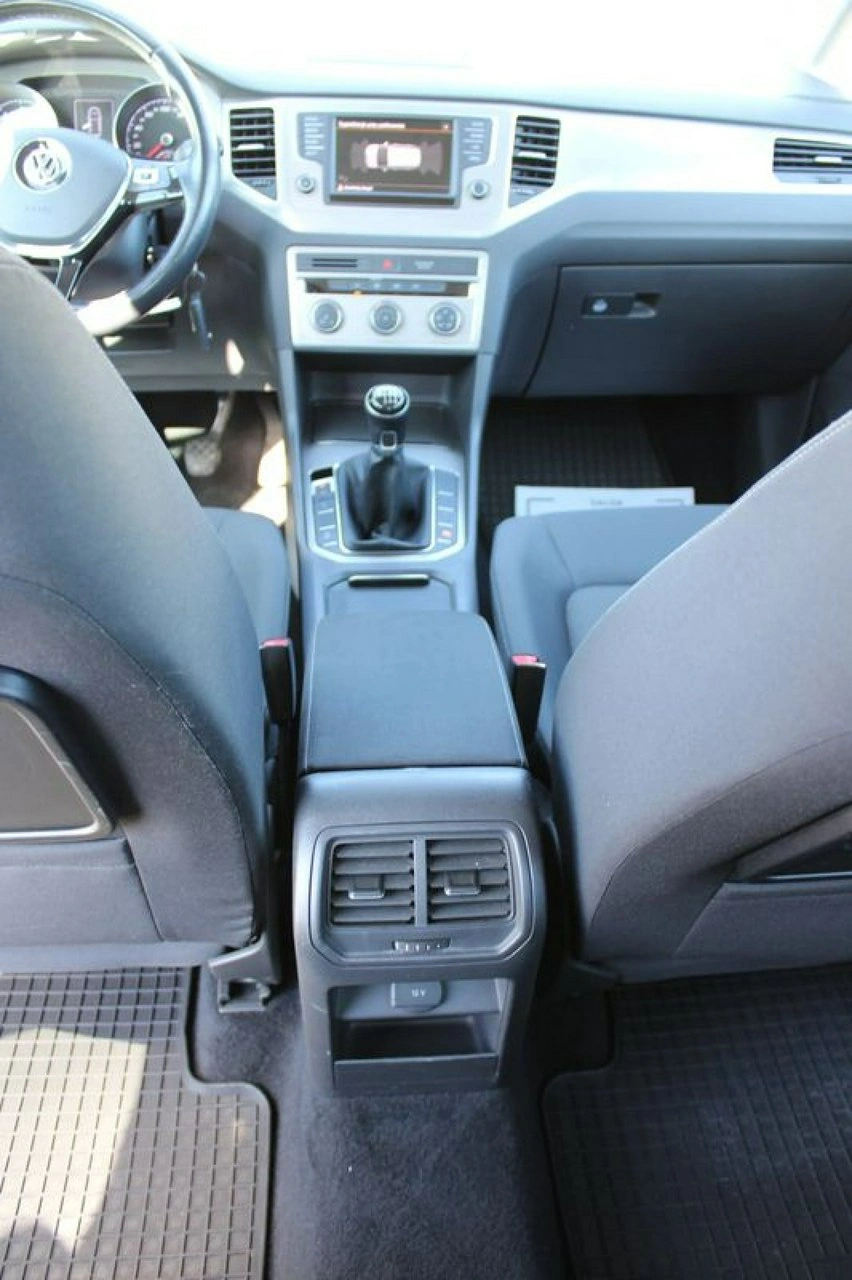 Volkswagen Golf Sportsvan - Zdjęcie 27