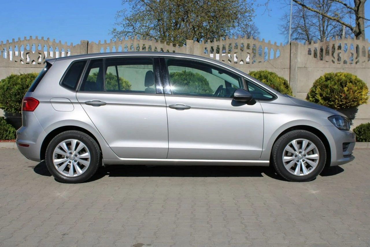 Volkswagen Golf Sportsvan - Zdjęcie 9