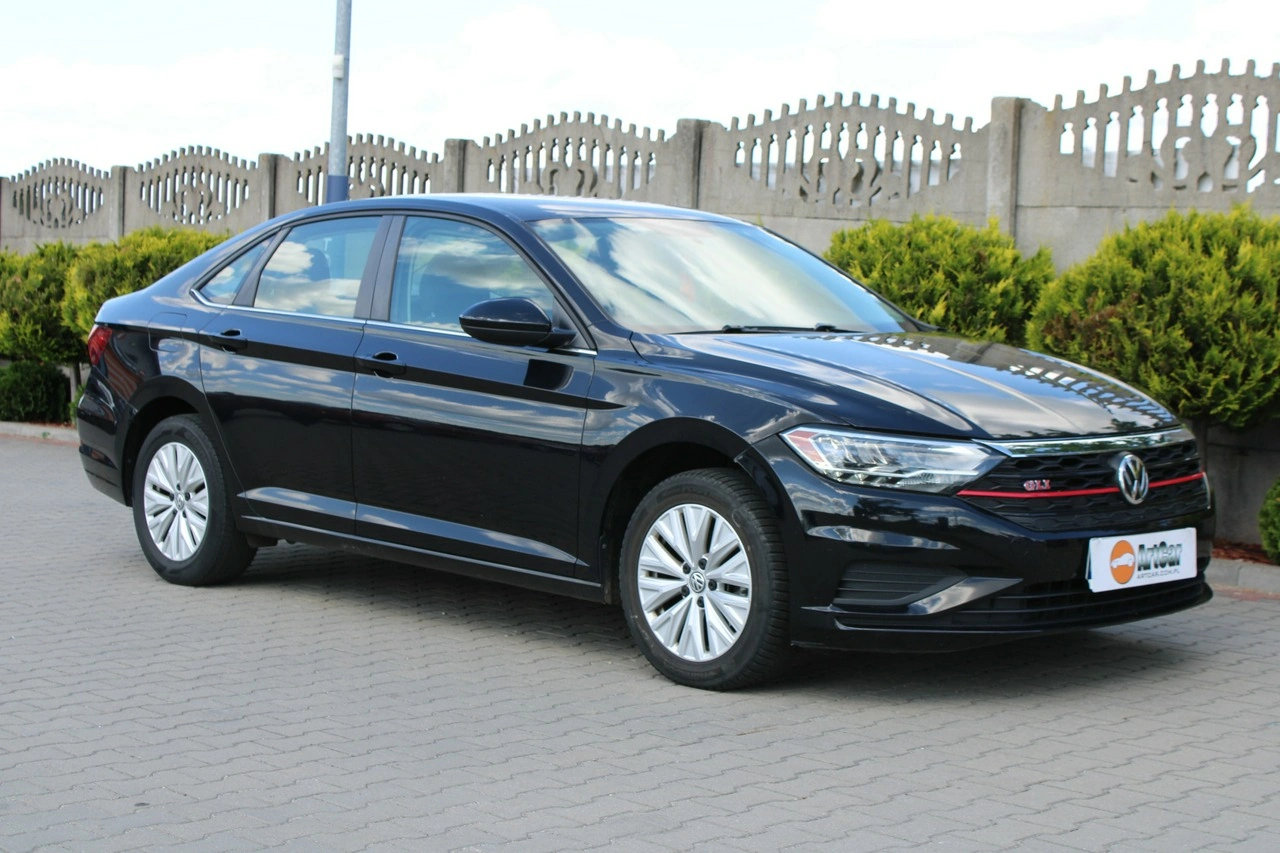 Volkswagen Jetta - Zdjęcie 37