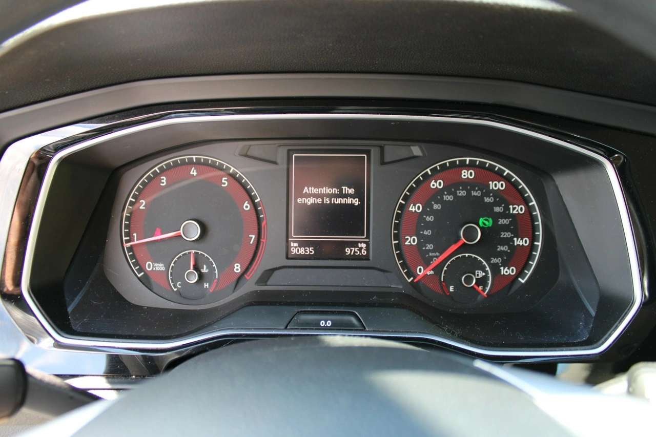 Volkswagen Jetta - Zdjęcie 49