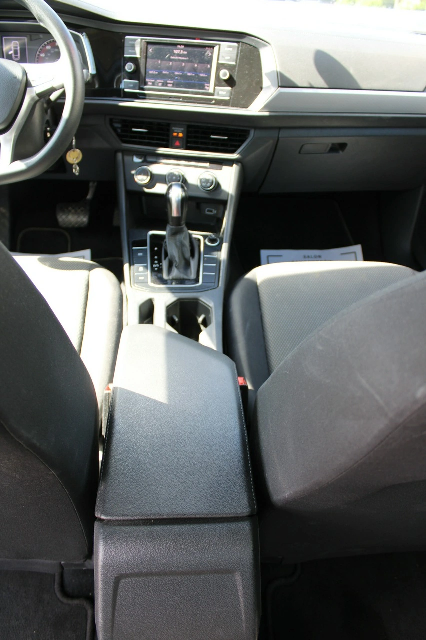 Volkswagen Jetta - Zdjęcie 51