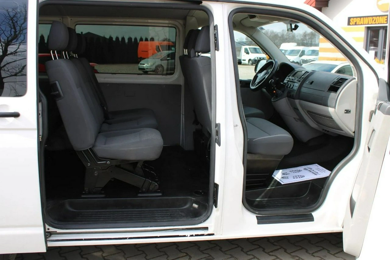 Volkswagen Transporter - Zdjęcie 21