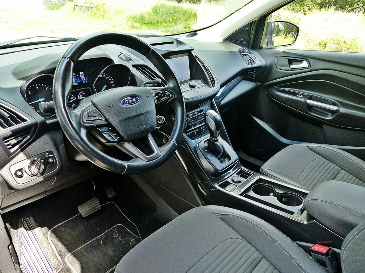 Ford Kuga - Zdjęcie 18