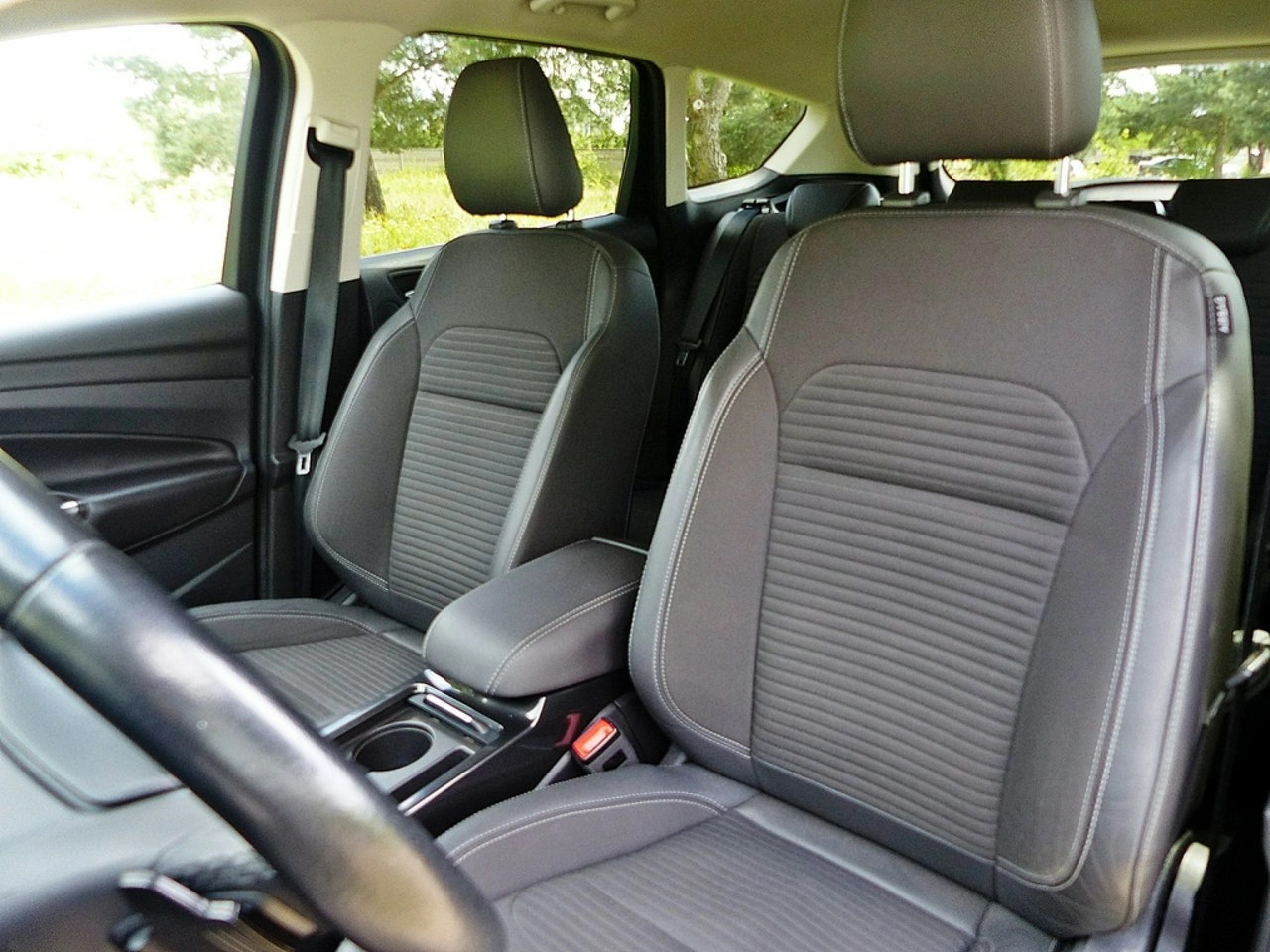 Ford Kuga - Zdjęcie 20