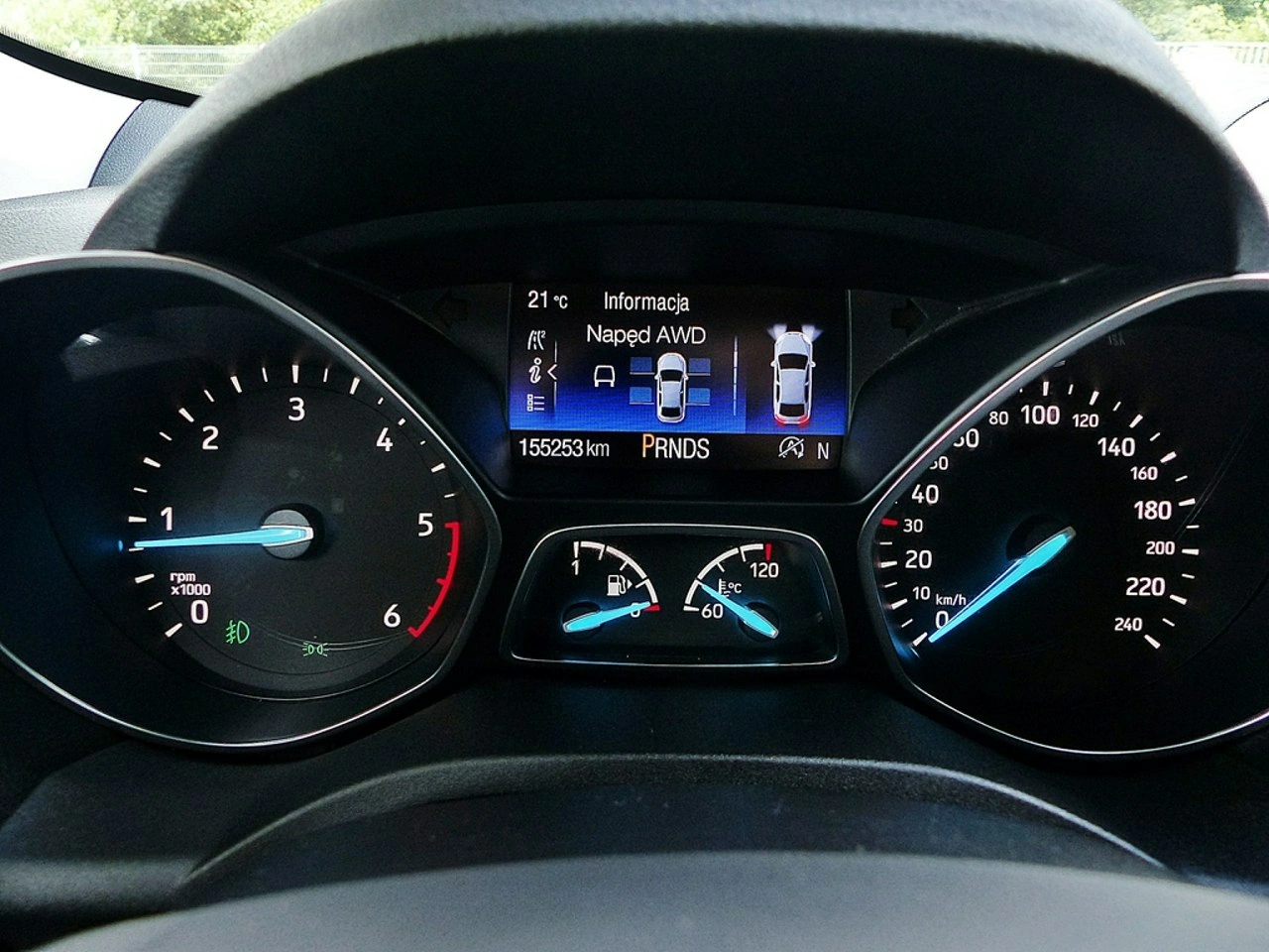 Ford Kuga - Zdjęcie 28