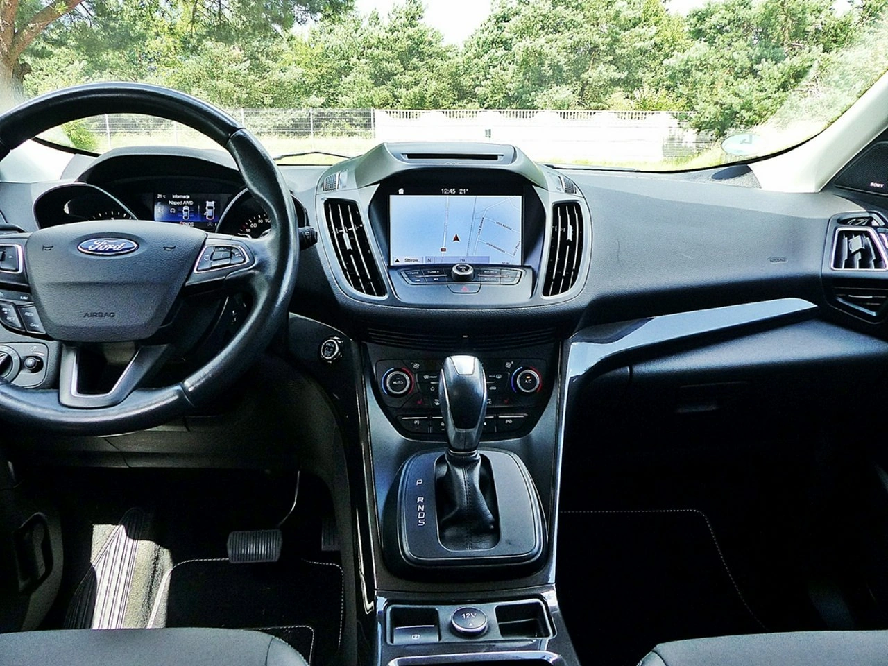 Ford Kuga - Zdjęcie 35