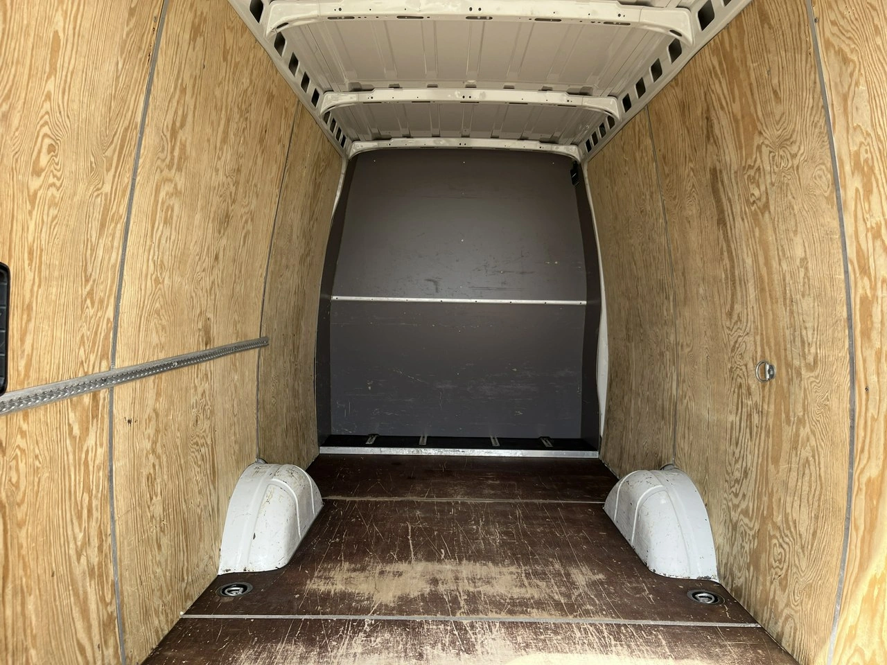 Iveco Daily - Zdjęcie 11