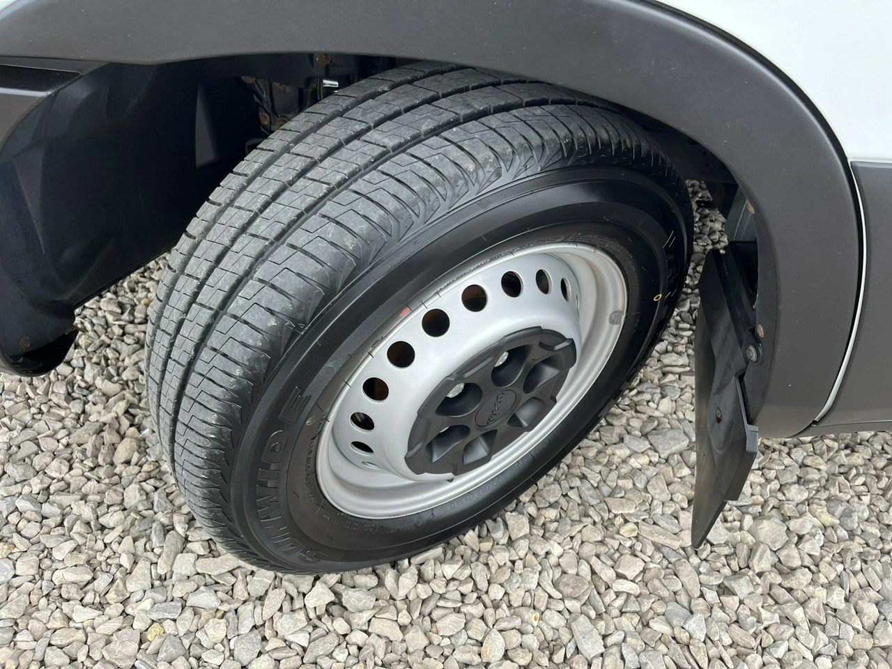 Iveco Daily - Zdjęcie 23