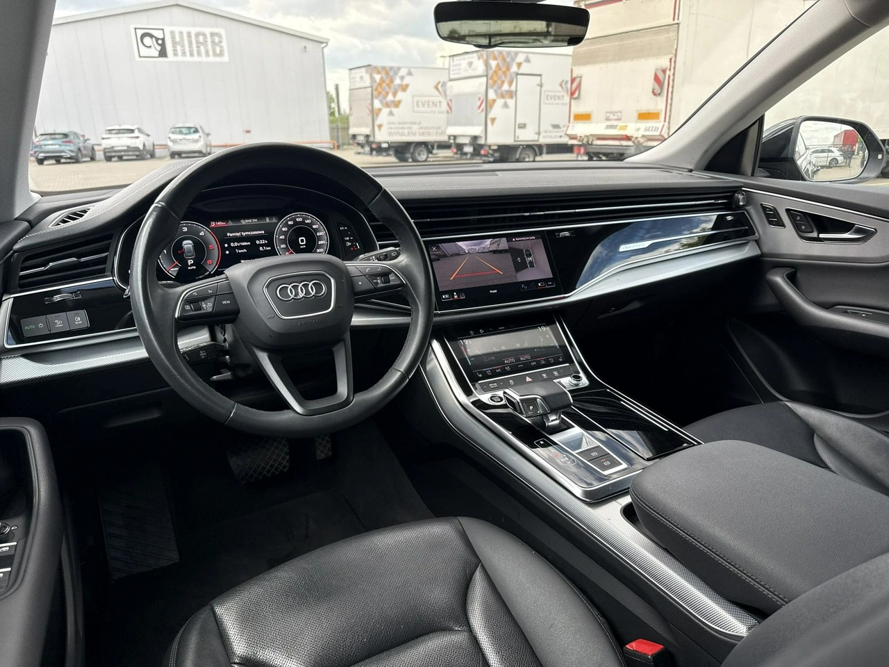 Audi Q8 - Zdjęcie 11
