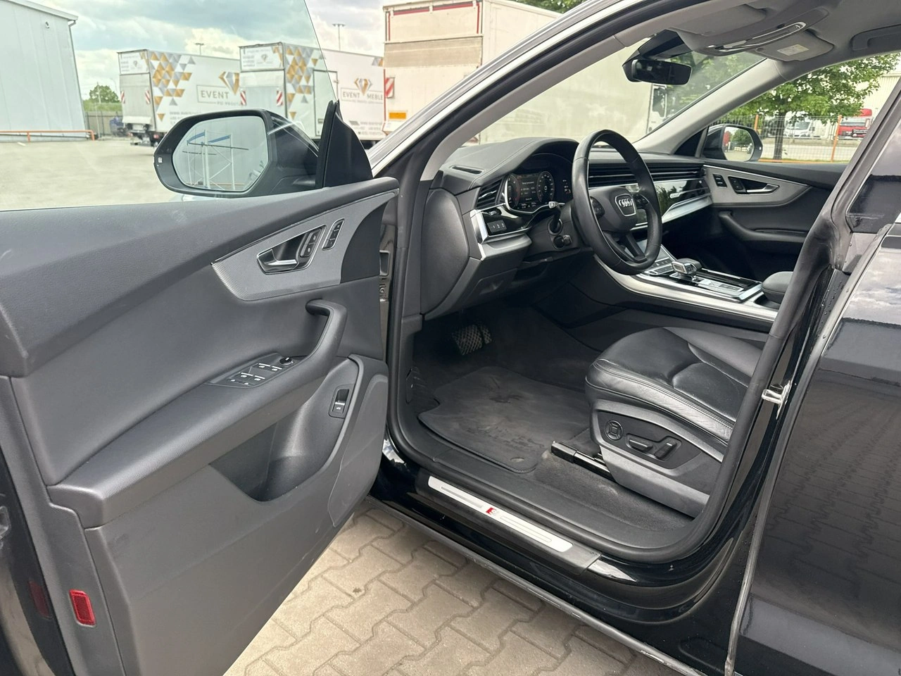 Audi Q8 - Zdjęcie 8