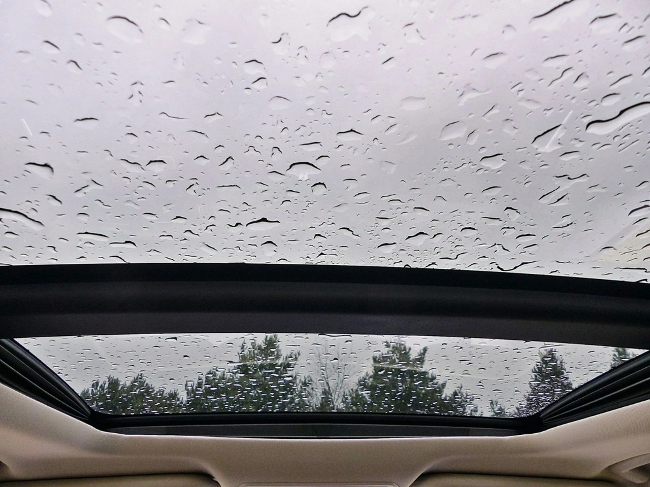 Ford Kuga - Zdjęcie 22