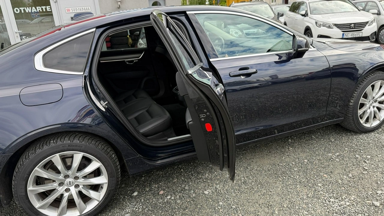 Volvo S90 - Zdjęcie 17