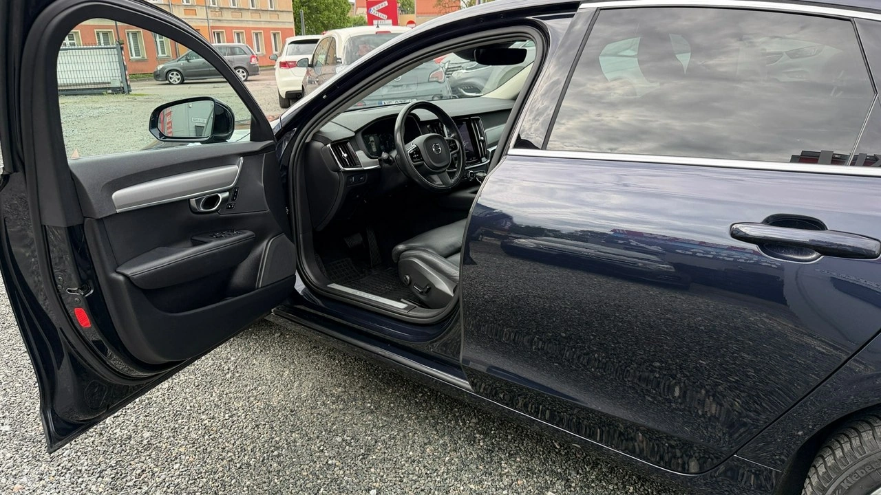 Volvo S90 - Zdjęcie 22