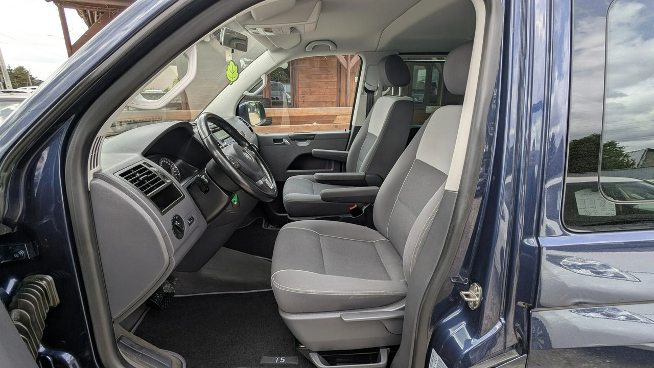 Volkswagen Multivan - Zdjęcie 15