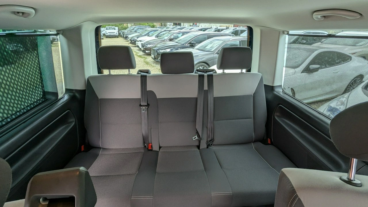 Volkswagen Multivan - Zdjęcie 23