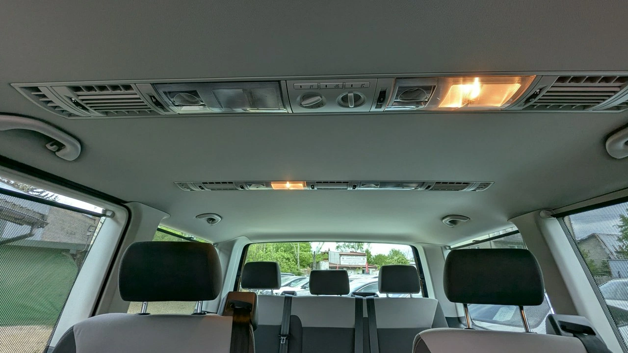 Volkswagen Multivan - Zdjęcie 24