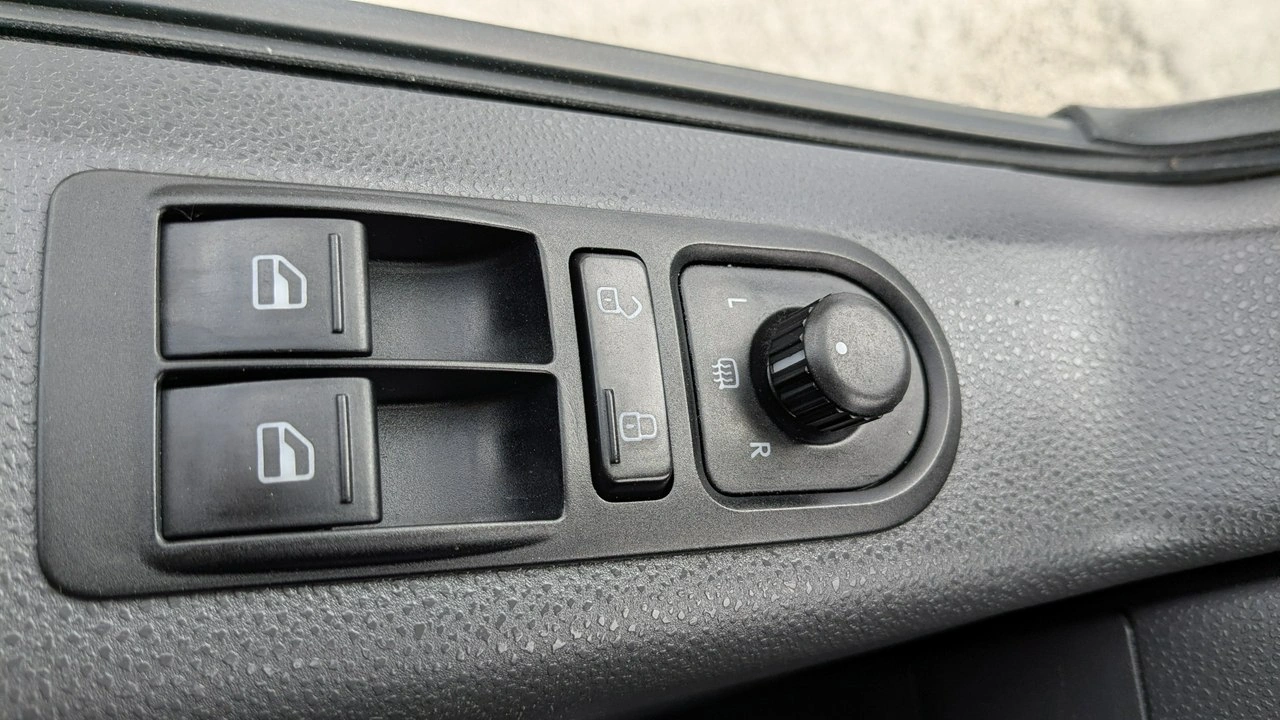 Volkswagen Multivan - Zdjęcie 33