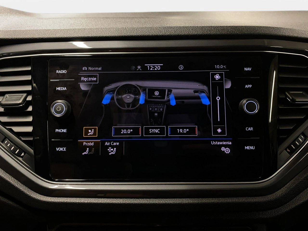 Volkswagen T-Roc - Zdjęcie 37