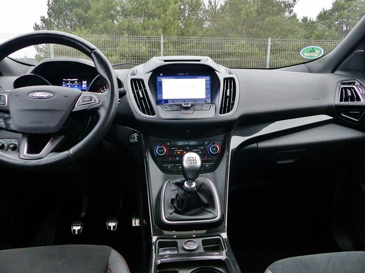 Ford Kuga - Zdjęcie 35